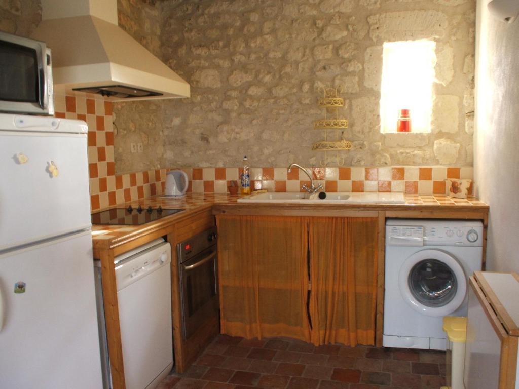 Manoir De La Rousselliere Aparthotel Loches Bilik gambar
