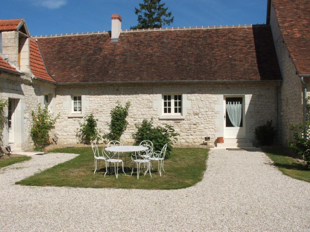 Manoir De La Rousselliere Aparthotel Loches Bilik gambar