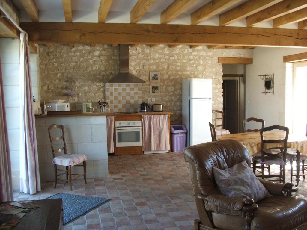 Manoir De La Rousselliere Aparthotel Loches Bilik gambar