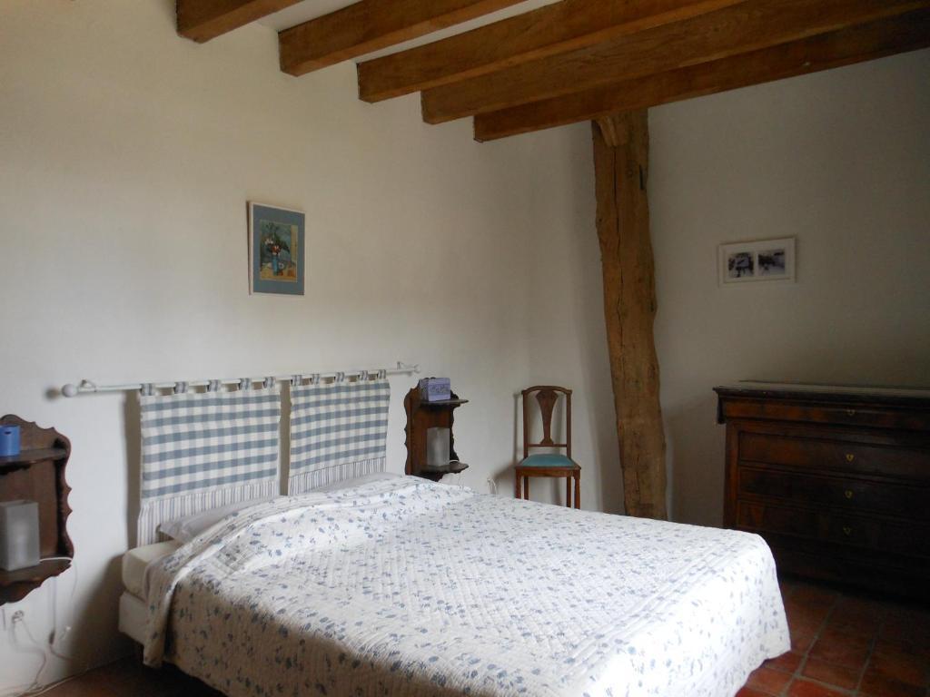 Manoir De La Rousselliere Aparthotel Loches Bilik gambar